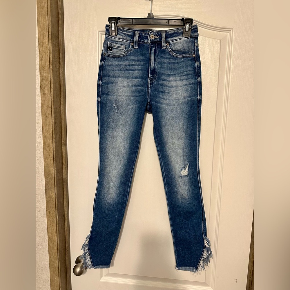 KANCAN JEANS - SAVVY HIGH RISE SPLIT FRINGE ANKLE - Brand new! - Picture 3 of 6